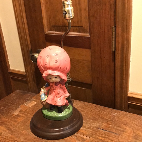 Working Ceramic Holly Hobby Lamp - Picture 2 of 4